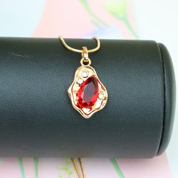 "Elegant Red Teardrop Pendant with Gold Plated Irregular Frame, XPPT1729 - Picture 6 of 13